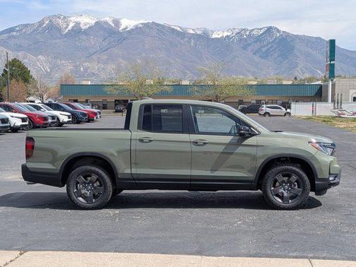 Ash Green Metallic 2026 Honda Ridgeline TrailSport