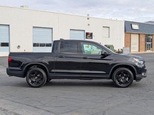 2025 Honda Ridgeline Black