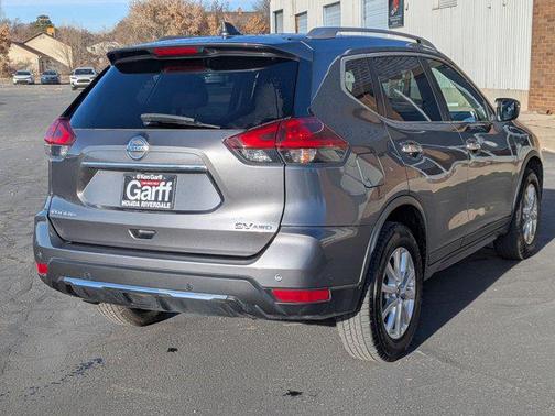 2020 Nissan Rogue SV