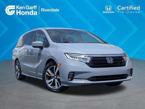 Sonic Gray Pearl 2023 Honda Odyssey Touring