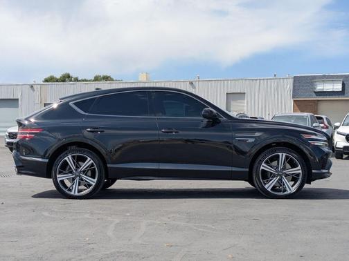 Vik Black 2025 Genesis GV80 Coupe 3.5T e-SC