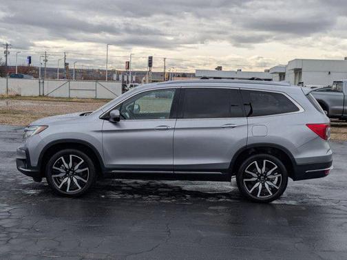 2020 Honda Pilot Touring 8-Passenger
