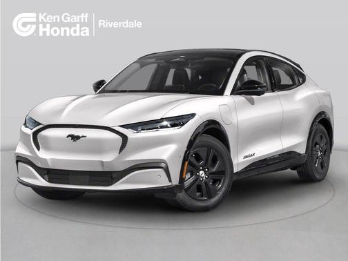 Star White Metallic Tri-Coat 2022 Ford Mustang Mach-E Premium
