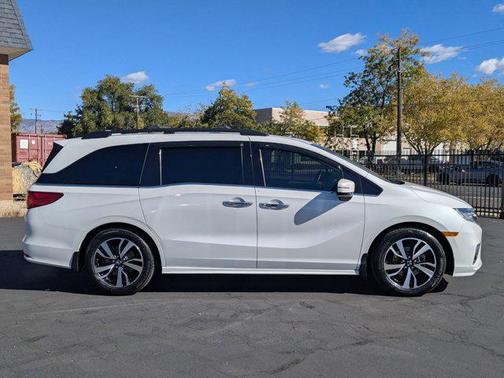 2020 Honda Odyssey Elite