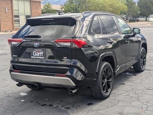 Midnight Black Metallic 2022 Toyota RAV4 Hybrid SE