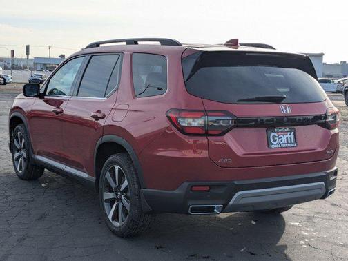 2025 Honda Pilot Elite