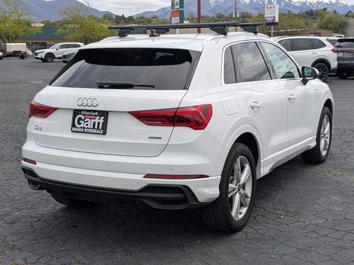 2024 Audi Q3 Premium 45 TFSI S line quattro Tiptronic