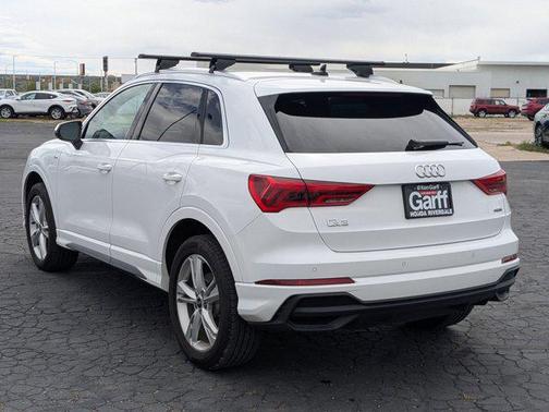 2024 Audi Q3 Premium 45 TFSI S line quattro Tiptronic