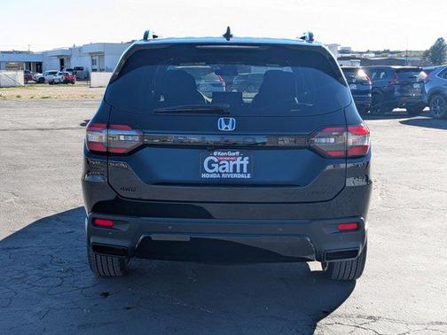 Crystal Black Pearl 2026 Honda Pilot Black Edition