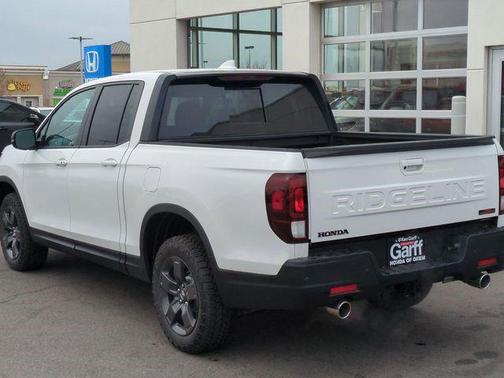Platinum White Pearl 2026 Honda Ridgeline TrailSport
