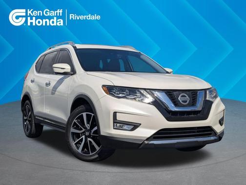 Pearl White 2017 Nissan Rogue SL