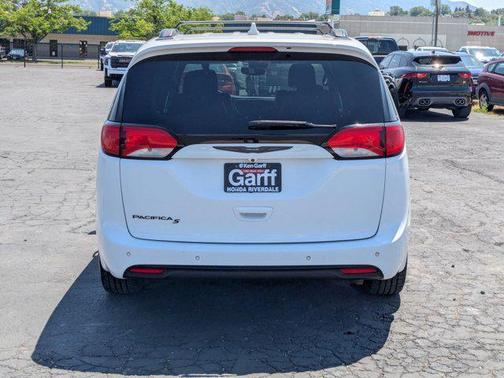 2019 Chrysler Pacifica Touring-L Plus