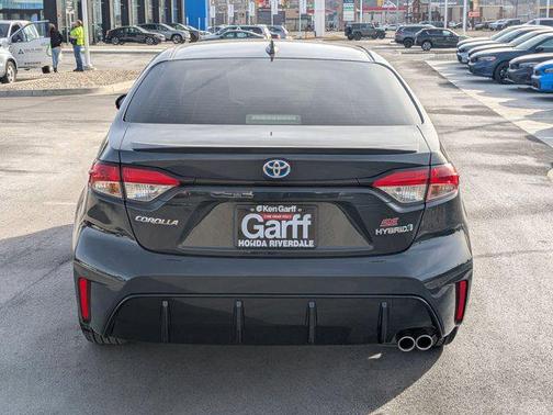 2024 Toyota Corolla Hybrid SE