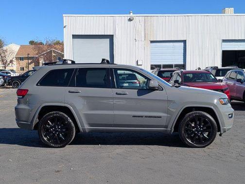 2021 Jeep Grand Cherokee Laredo