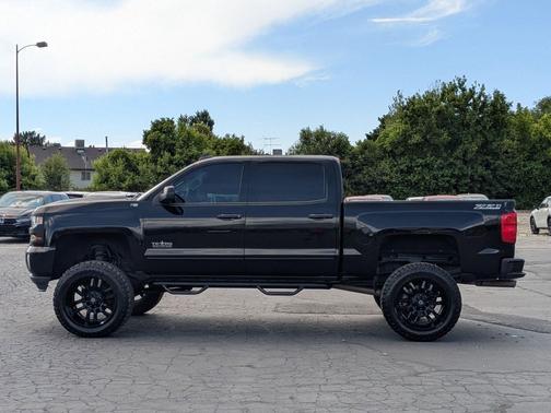 Black 2018 Chevrolet Silverado 1500 2LT