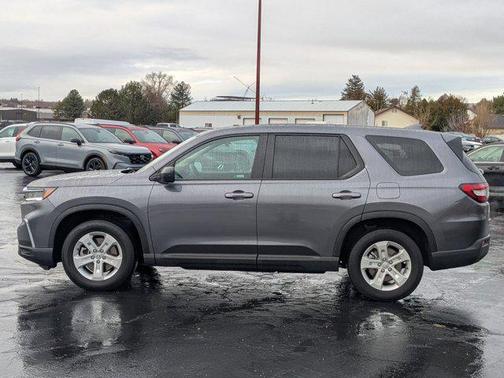 2023 Honda Pilot AWD LX