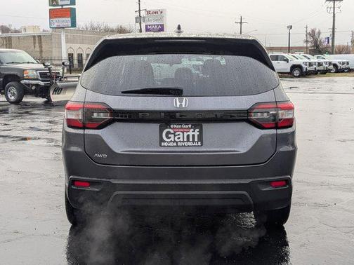 2023 Honda Pilot AWD LX