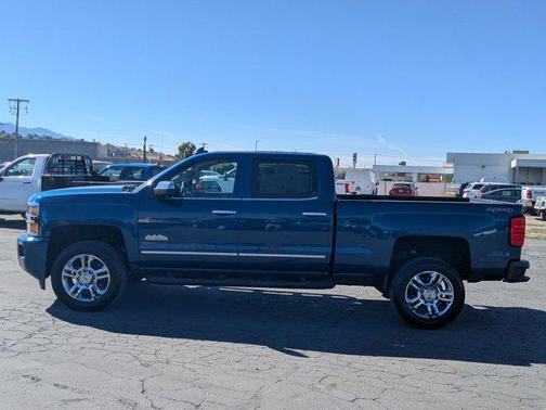 2016 Chevrolet Silverado 2500 High Country