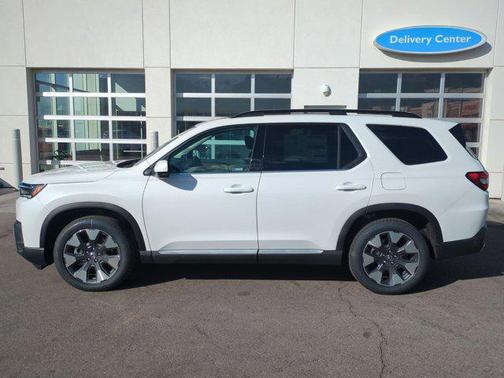 Platinum White Pearl 2026 Honda Pilot Elite