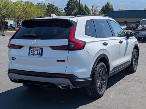 Platinum White Pearl 2026 Honda CR-V Hybrid TrailSport AWD