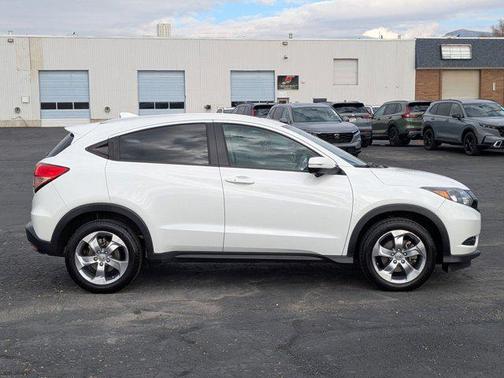 2017 Honda HR-V EX-L w/Navigation