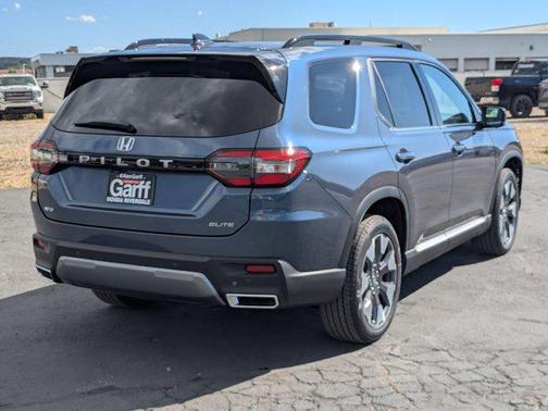 Smoke Blue Pearl 2026 Honda Pilot Elite