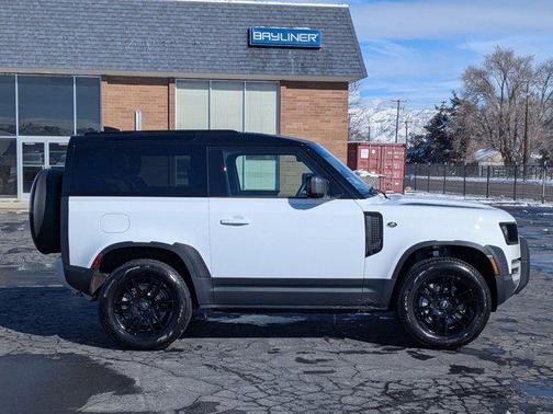2025 Land Rover Defender 90 P300 S