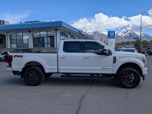 2022 Ford F-350 Lariat