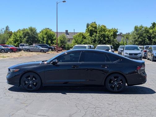 Crystal Black Pearl 2024 Honda Accord Hybrid Sport-L