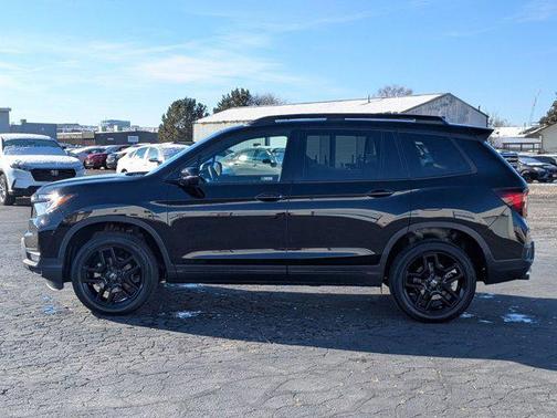 2024 Honda Passport AWD Black