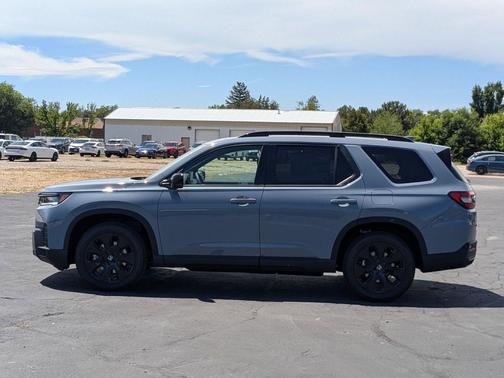 Sonic Gray Pearl 2026 Honda Pilot Black Edition