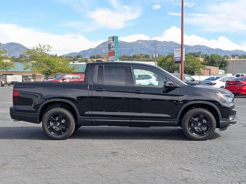 Crystal Black Pearl 2026 Honda Ridgeline Black