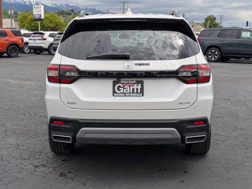 2025 Honda Pilot Elite