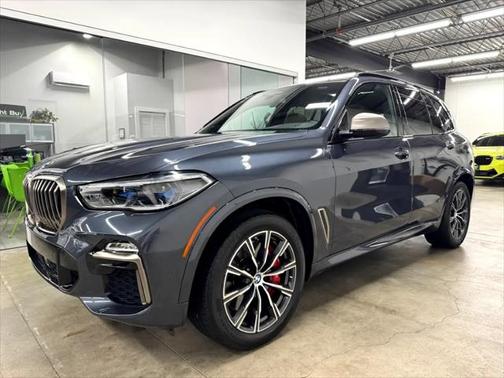 2021 BMW X5 M50i