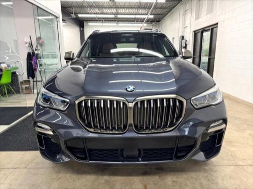 2021 BMW X5 M50i