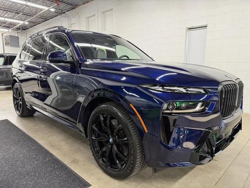 Tanzanite Blue II Metallic 2024 BMW X7 xDrive40i