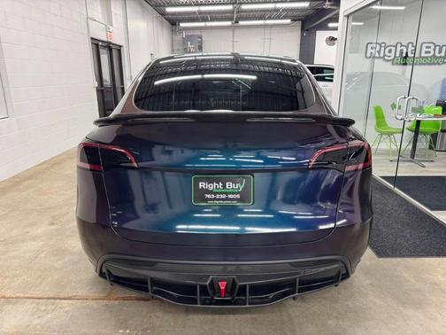 2023 Tesla Model Y Performance Dual Motor All-Wheel Drive