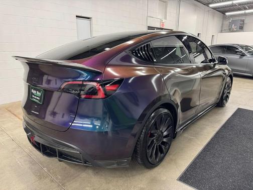 2023 Tesla Model Y Performance Dual Motor All-Wheel Drive