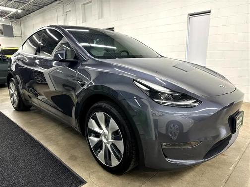 2023 Tesla Model Y Long Range Dual Motor All-Wheel Drive