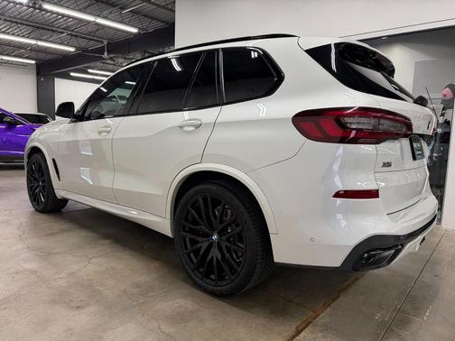 2023 BMW X5 M50i