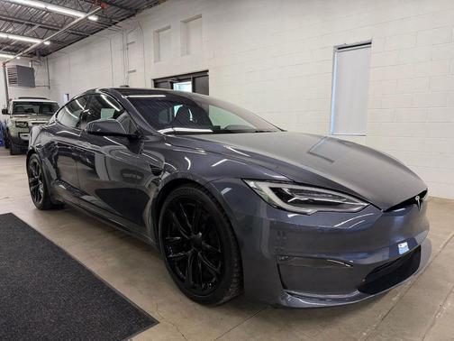 2021 Tesla Model S Plaid