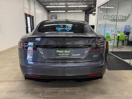 2021 Tesla Model S Plaid