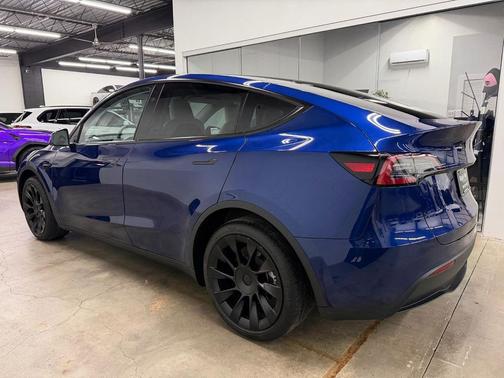 2023 Tesla Model Y Long Range Dual Motor All-Wheel Drive