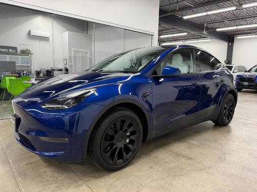 2023 Tesla Model Y Long Range Dual Motor All-Wheel Drive