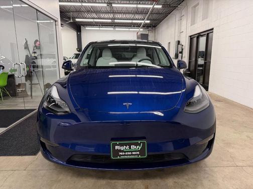 2023 Tesla Model Y Long Range Dual Motor All-Wheel Drive