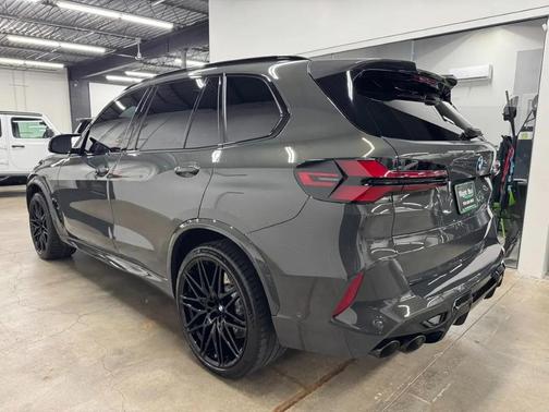 Dravit Grey Metallic 2025 BMW X5 M Base