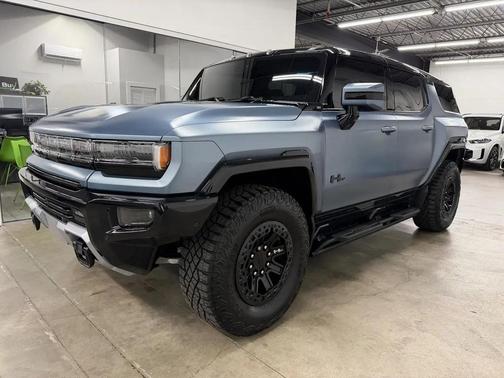Neptune Blue Matte 2024 GMC HUMMER EV SUV 3X