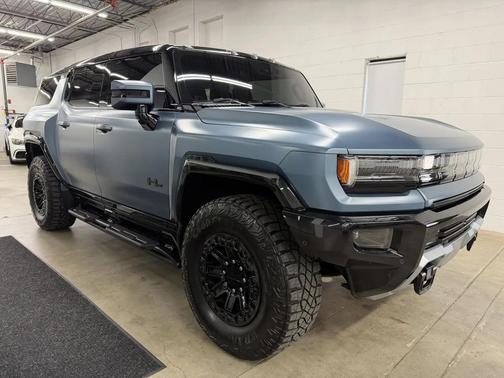 Neptune Blue Matte 2024 GMC HUMMER EV SUV 3X