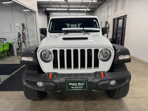 Bright White Clearcoat 2021 Jeep Gladiator Mojave 4x4