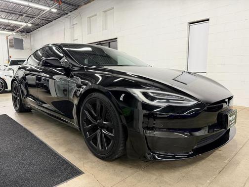 2021 Tesla Model S Plaid